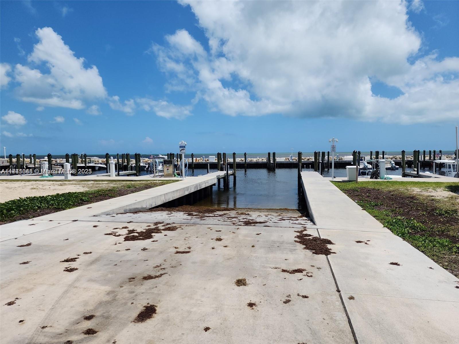 94825 Overseas Hwy #67