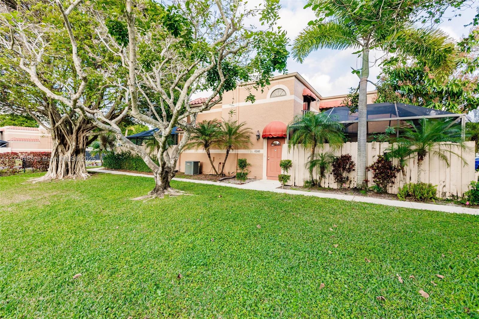 6146 Seven Springs Blvd, Green Acres, Florida image 2