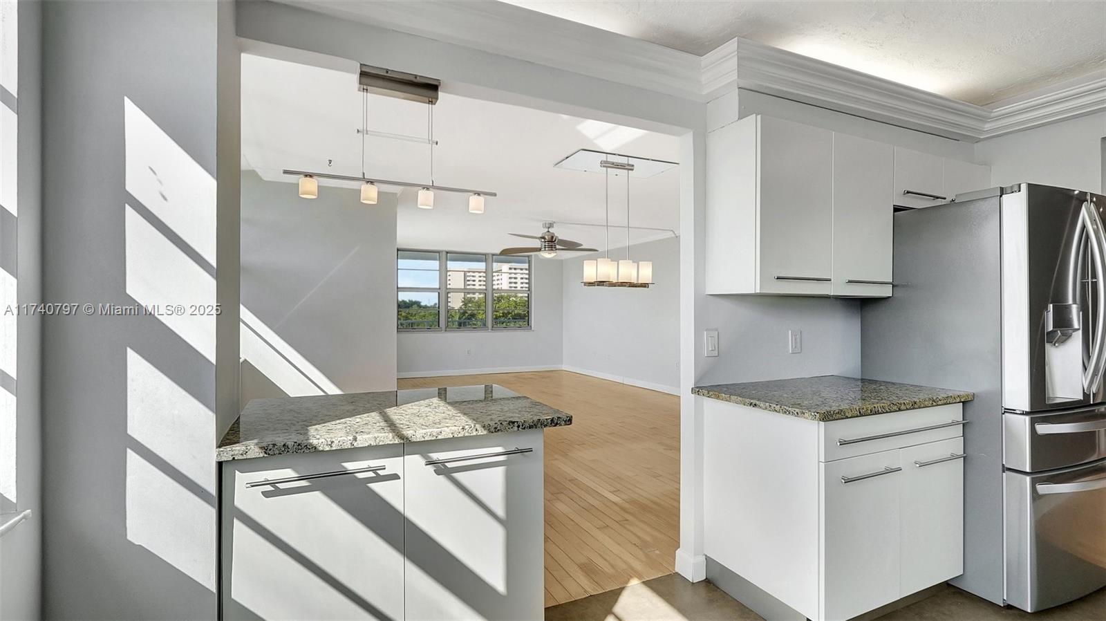 2801 NE 183rd St #517W, Aventura, Florida image 24