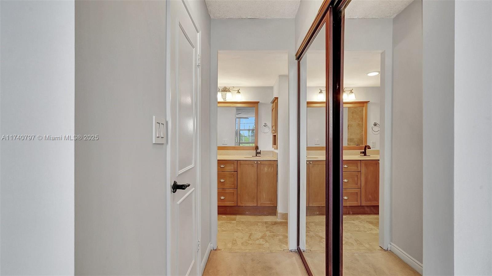 2801 NE 183rd St #517W, Aventura, Florida image 37