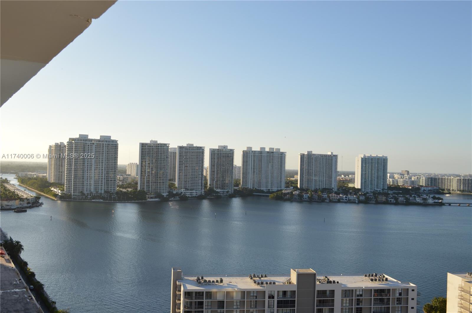 231 174th St #2402, Sunny Isles Beach, Florida image 20