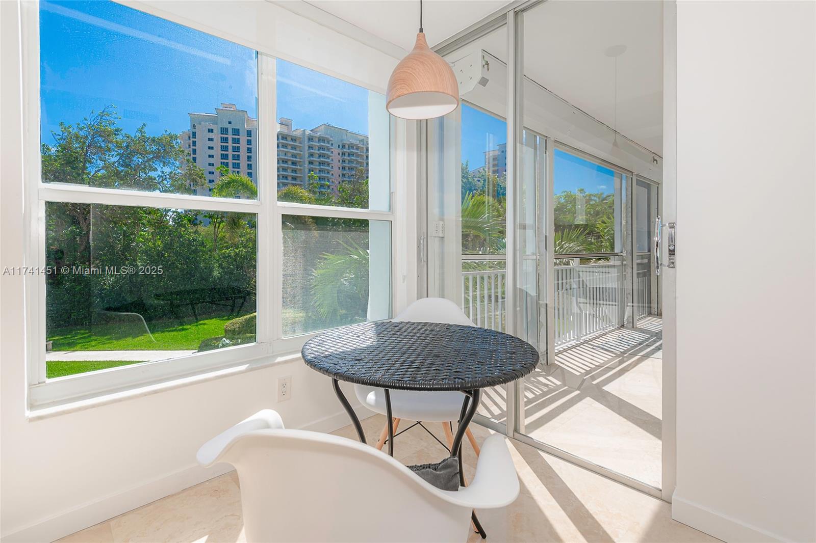 609 Ocean Dr #2H, Key Biscayne, Florida image 10