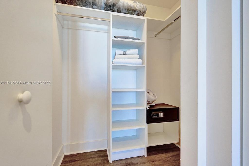 Listing Photo 28