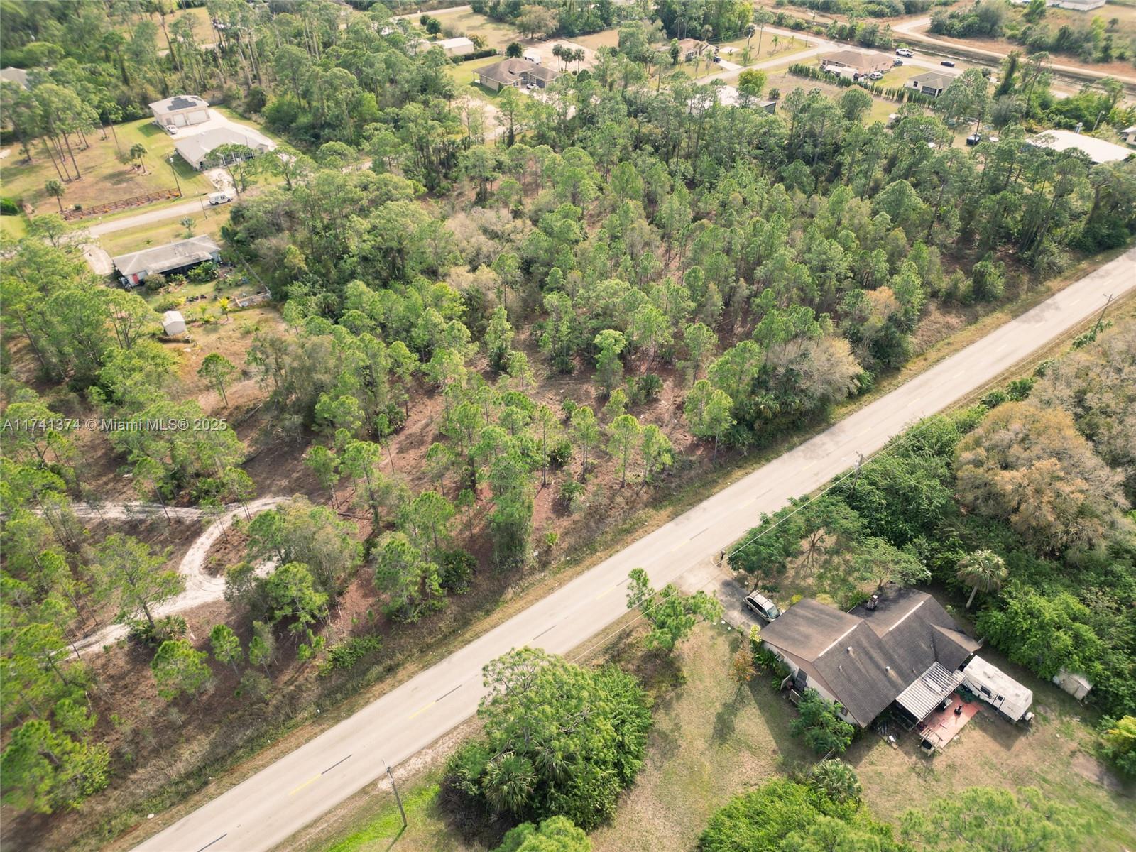 814 Williams Ave, Lehigh Acres, Florida image 4