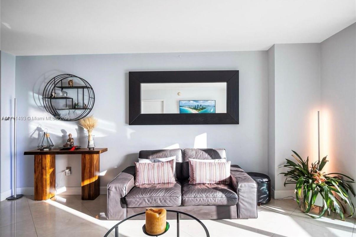 1800 N Bayshore Dr #4108, Miami FL 33132