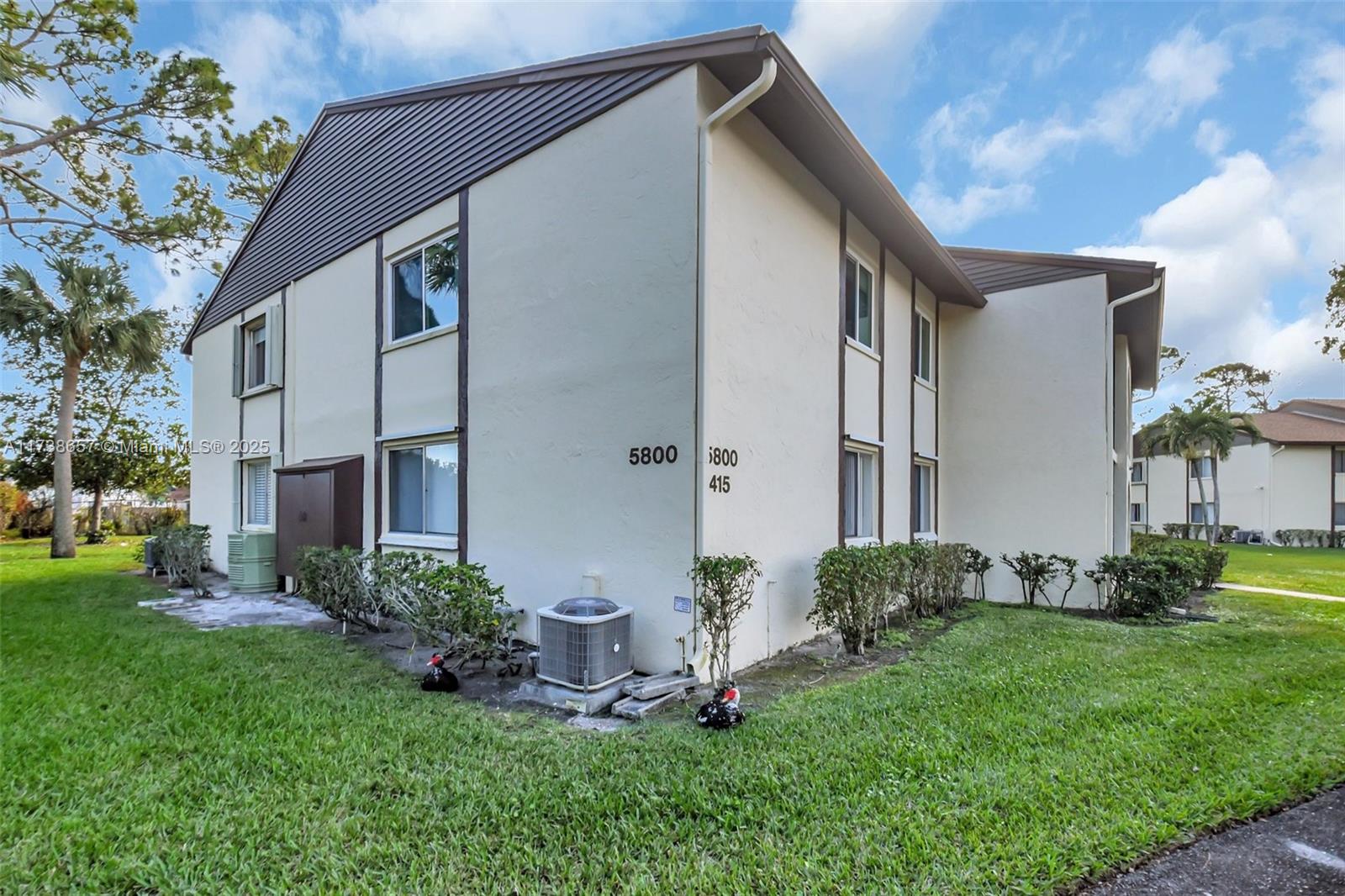 5800 Whispering Pine Way #A-2, Green Acres, Florida image 33