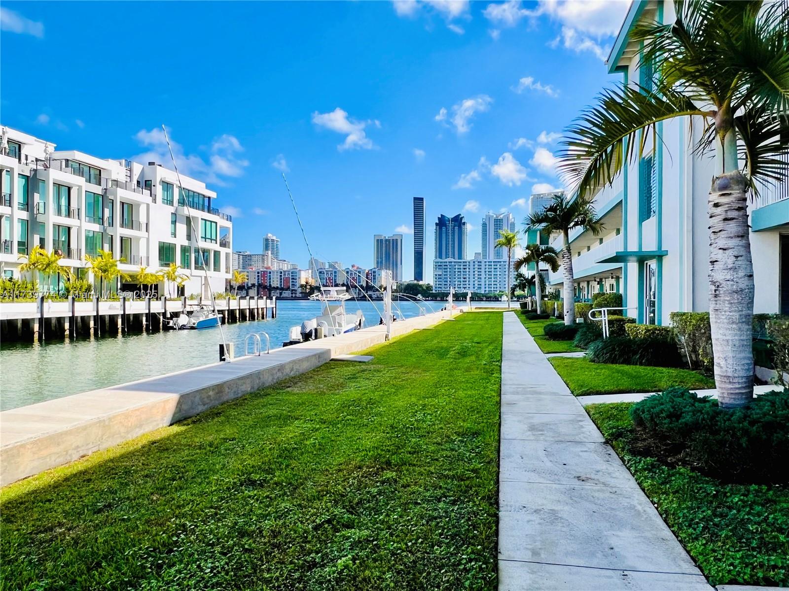 3923 NE 166th St #N107, North Miami Beach, Florida image 2