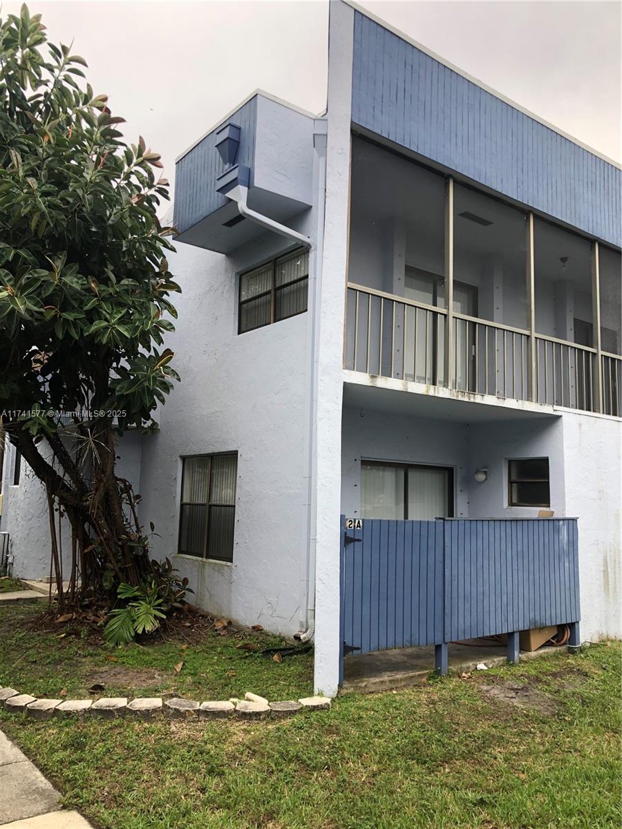 Casa de Condomínio