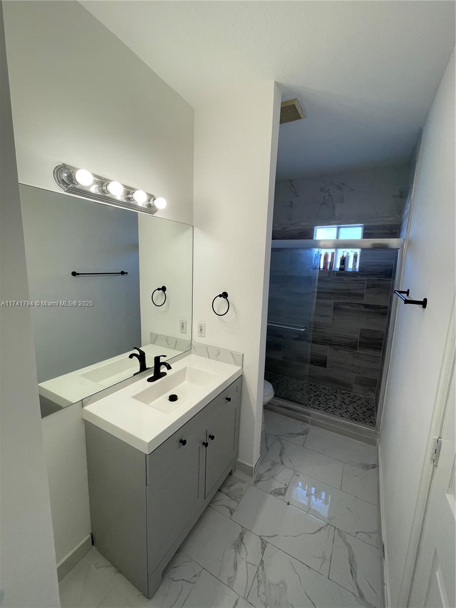 551 Saint Michelle Way #551, Margate, Florida image 24