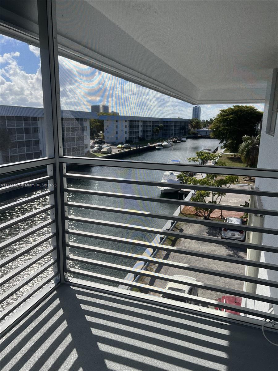 3750 NE 170th St #E-400, North Miami Beach, Florida image 6