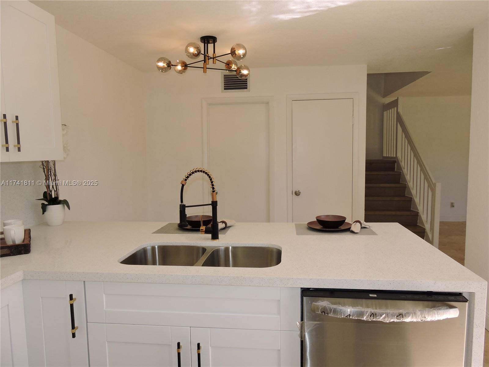 1316 SW 118th Ter #1316, Davie, Florida image 16