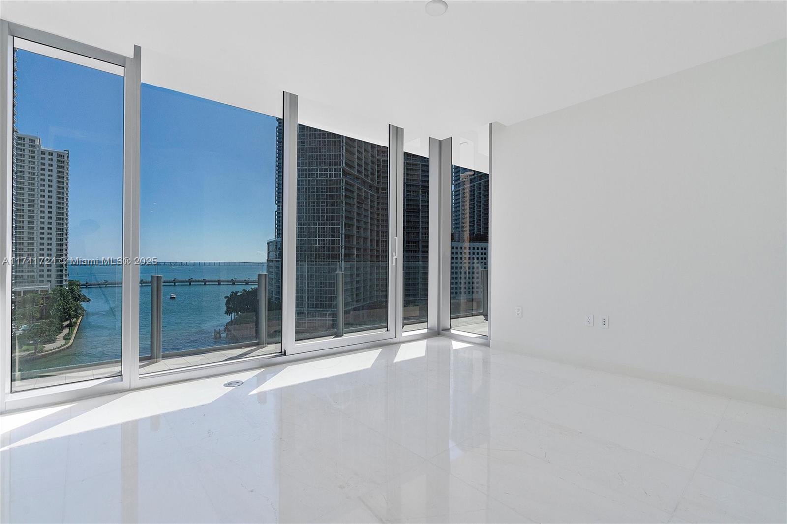 300 Biscayne Blvd Way #903, Miami, Florida image 34