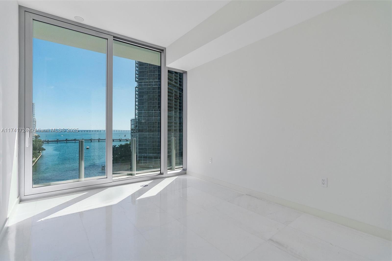 300 Biscayne Blvd Way #903, Miami, Florida image 44