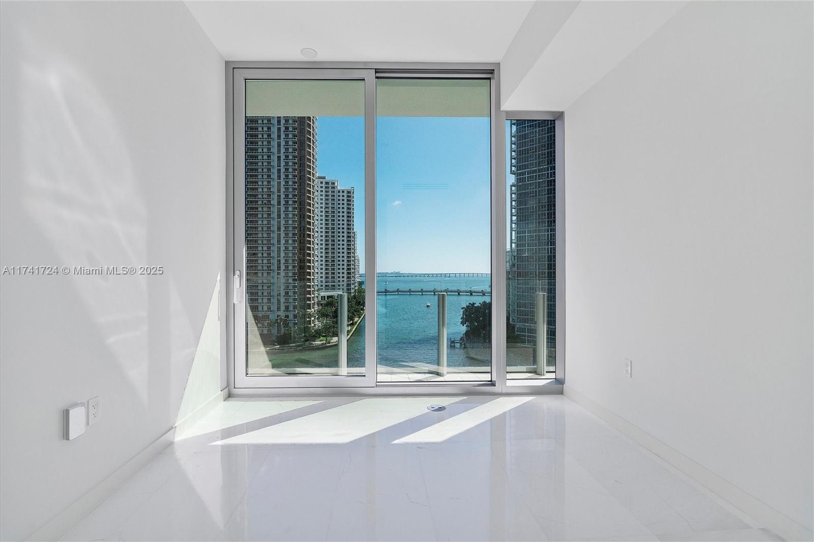 300 Biscayne Blvd Way #903, Miami, Florida image 45