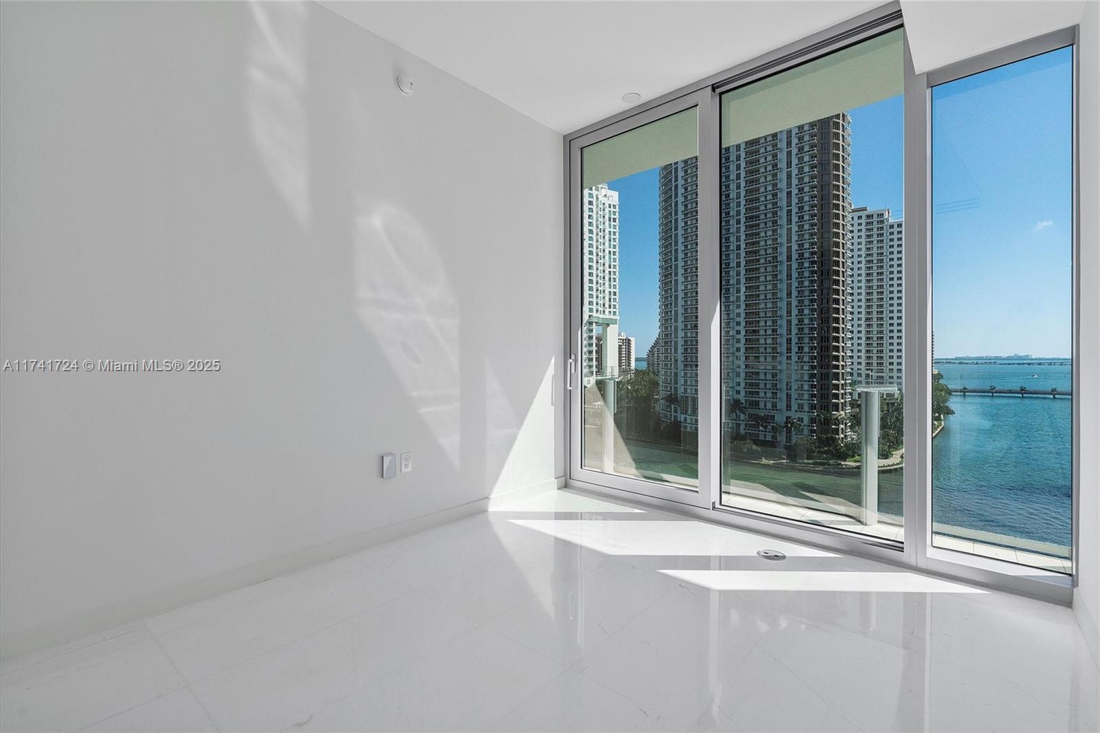 300 Biscayne Blvd Way #903, Miami, Florida image 46