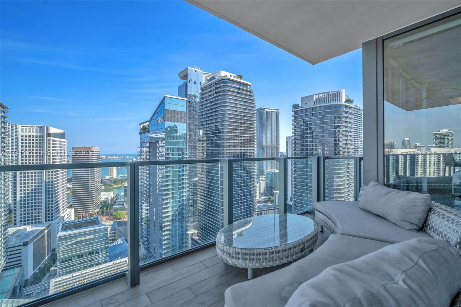 88 SW 7th St #3611, Miami FL 33130