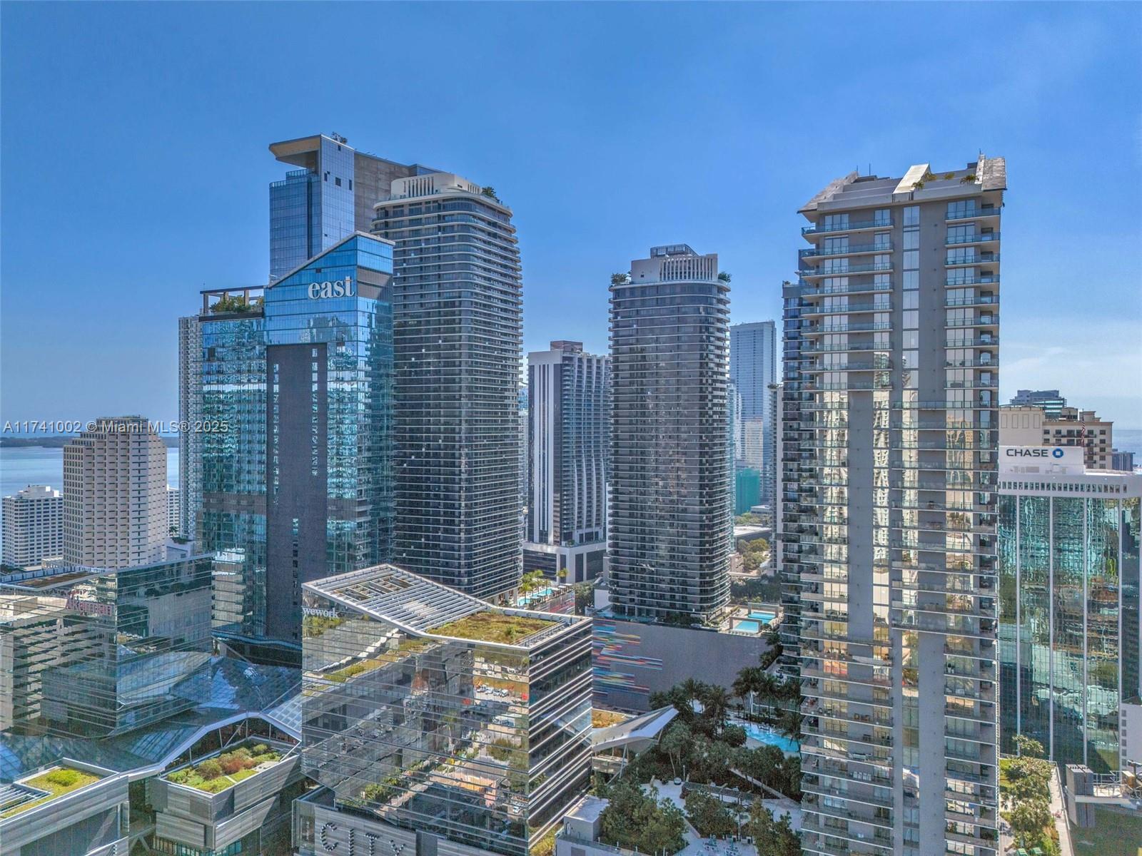 88 SW 7th St #3611, Miami FL 33130