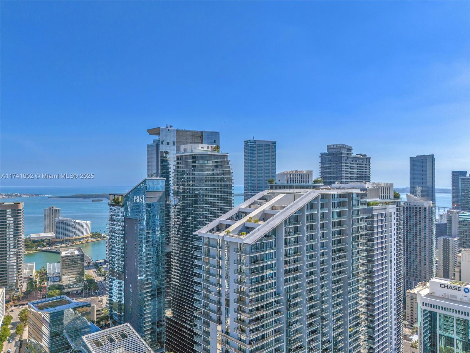 88 SW 7th St #3611, Miami FL 33130