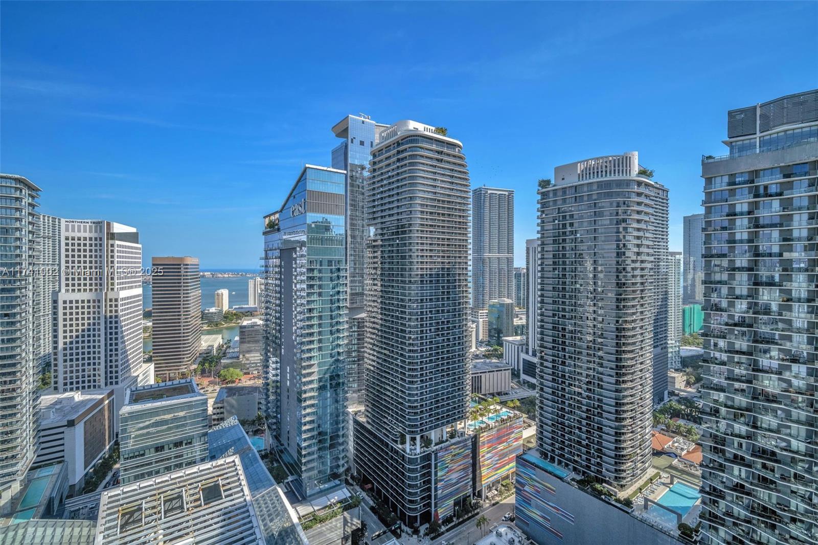 88 SW 7th St #3611, Miami FL 33130