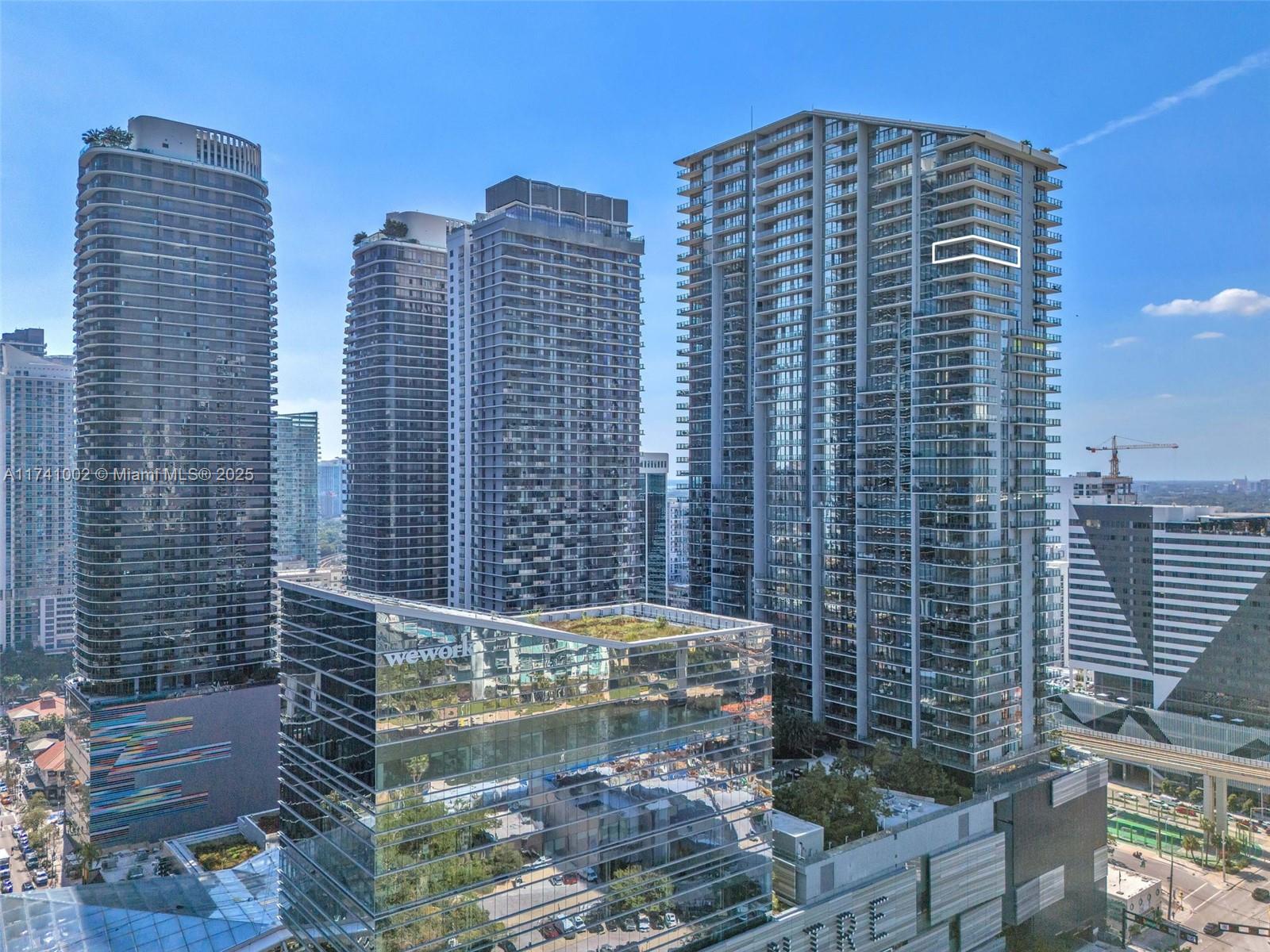 88 SW 7th St #3611, Miami FL 33130