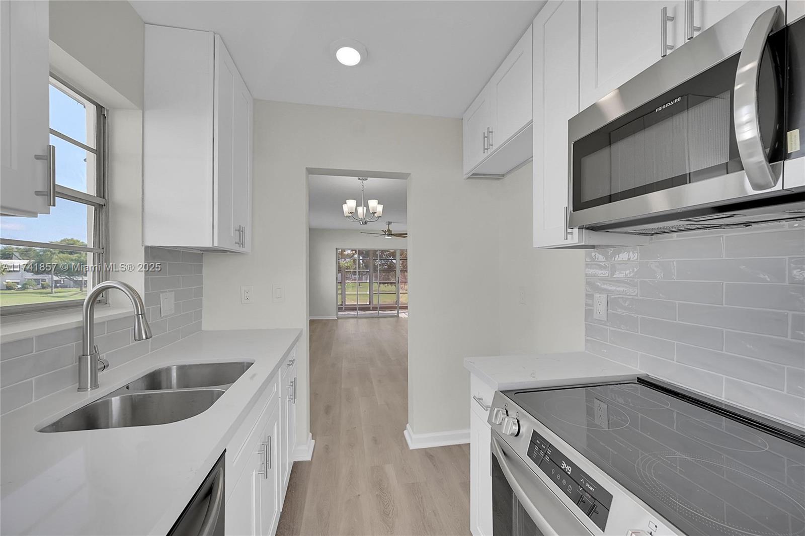 2800 W Golf Blvd #219, Pompano Beach, Florida image 12
