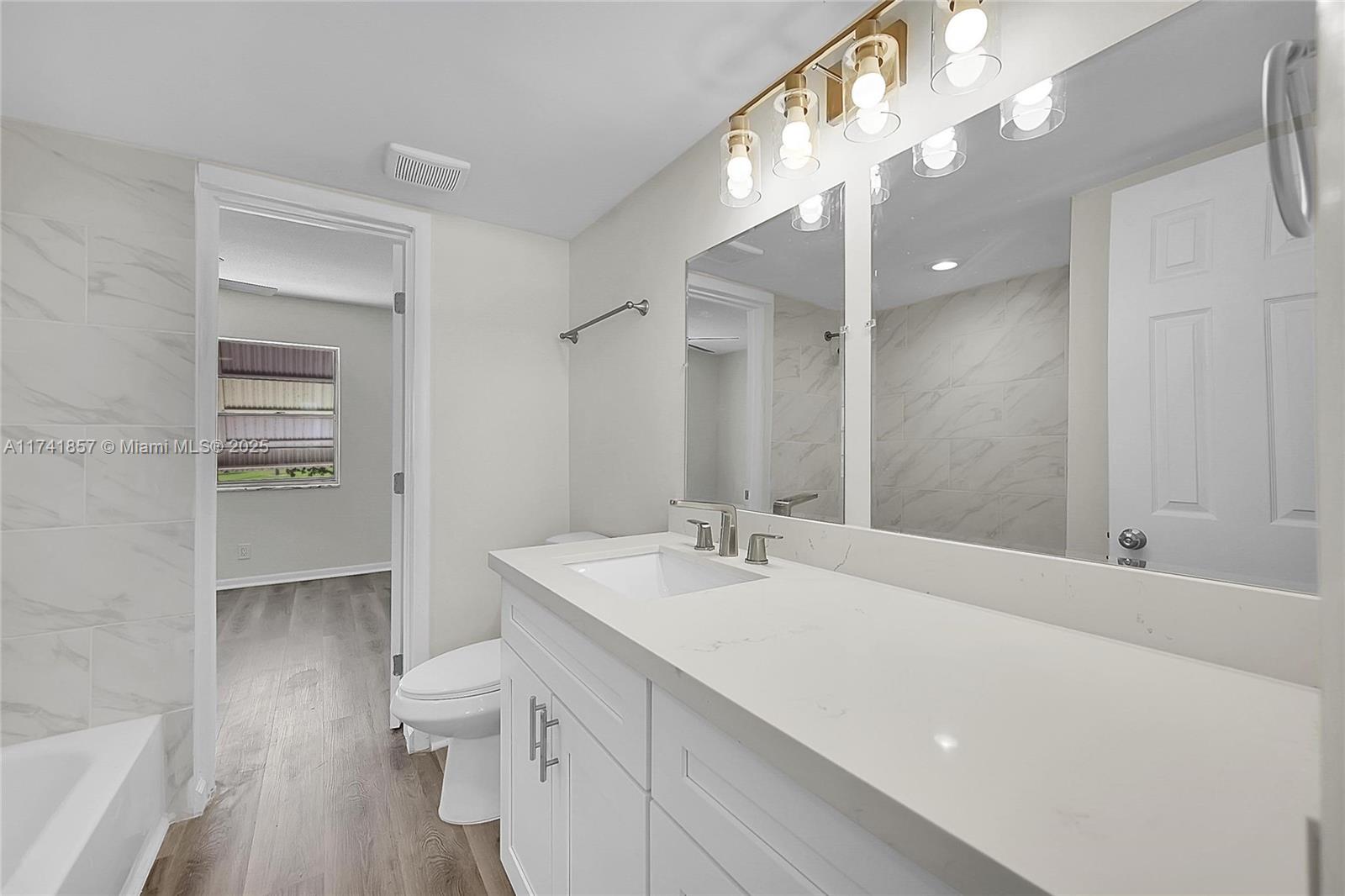 2800 W Golf Blvd #219, Pompano Beach, Florida image 17