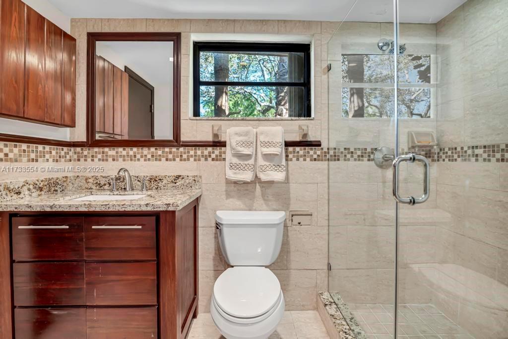 6000 Chapman Field Dr, Pinecrest, Florida image 29