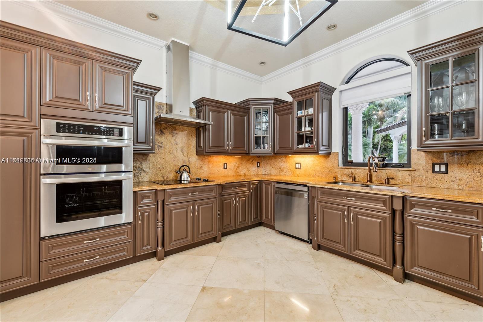 8200 NW 163rd St, Miami Lakes, Florida image 32