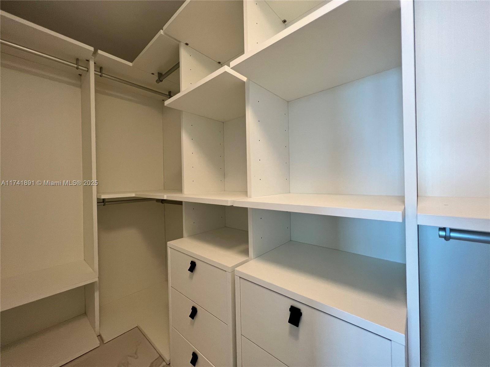3131 NE 7th Ave #2904, Miami FL 33137