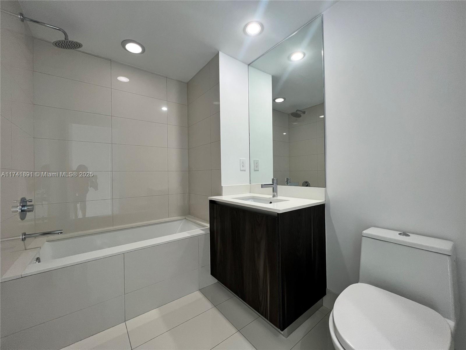 3131 NE 7th Ave #2904, Miami FL 33137