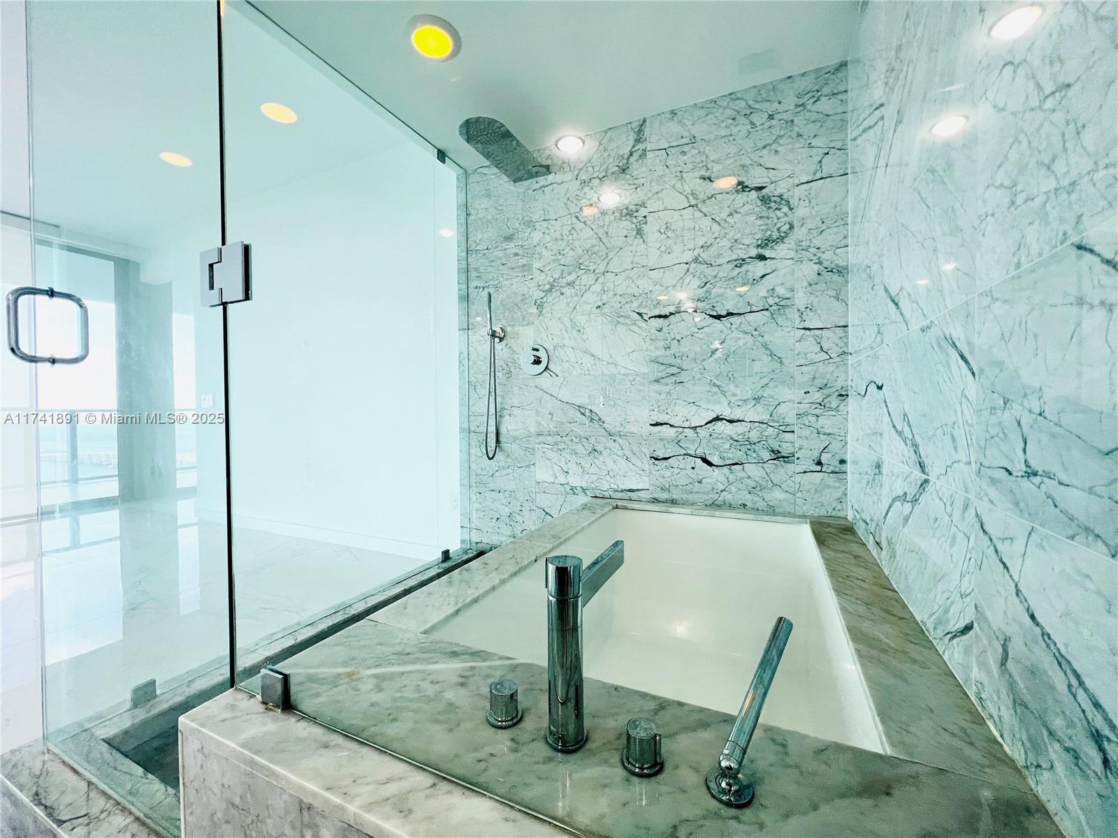 3131 NE 7th Ave #2904, Miami FL 33137
