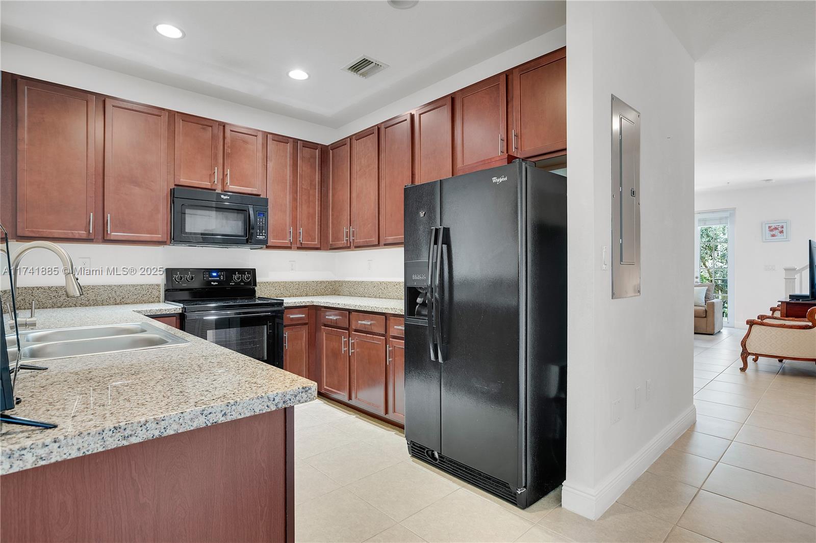 827 147th Ave Unit 1406, Pembroke Pines, Florida 33027