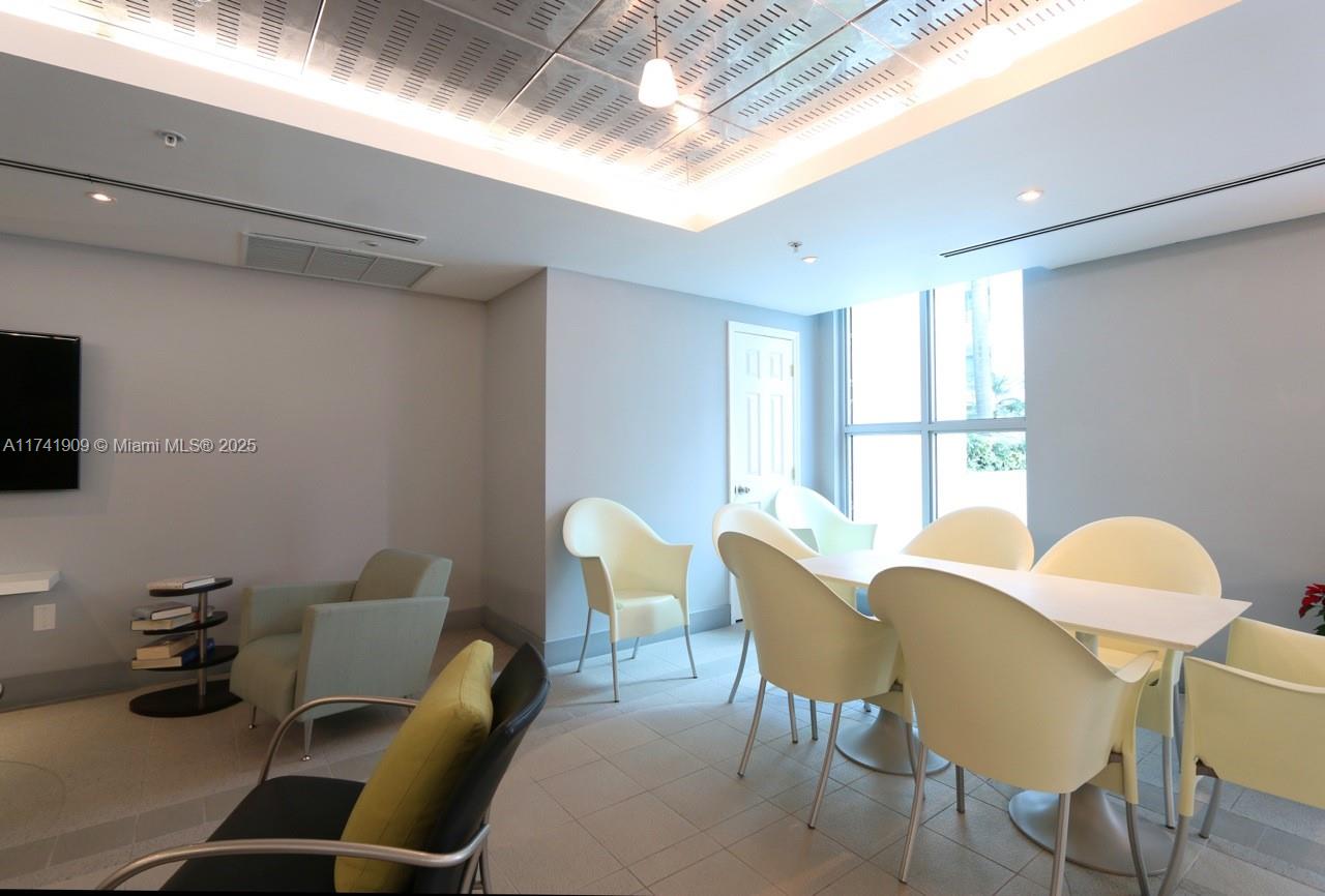 110 Washington Ave #1512, Miami Beach FL 33139