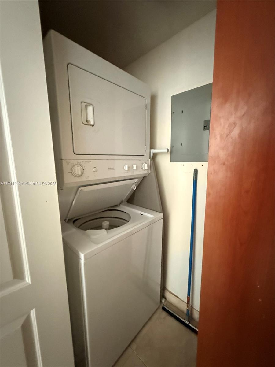 110 Washington Ave #1512, Miami Beach FL 33139