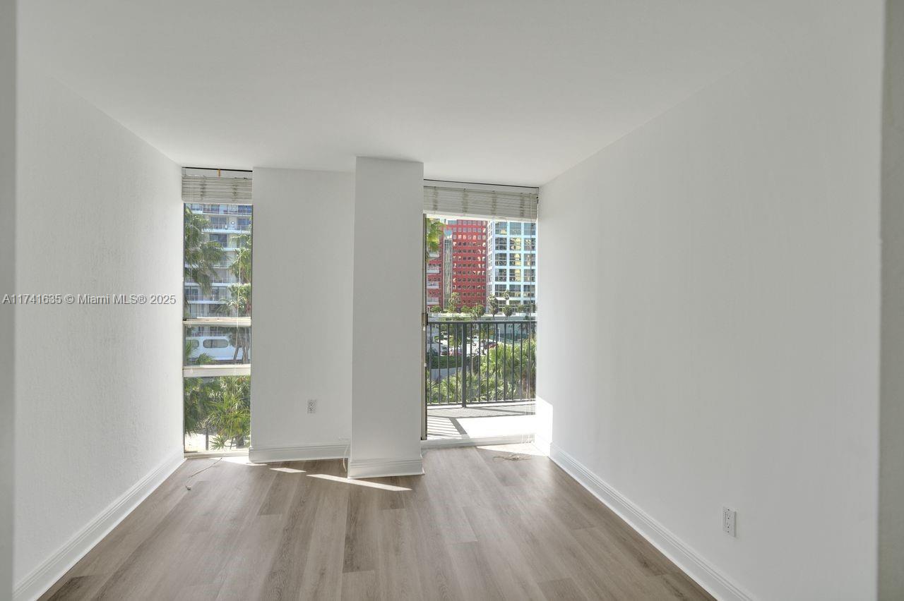 1450 Brickell Bay Dr #503, Miami, Florida image 10