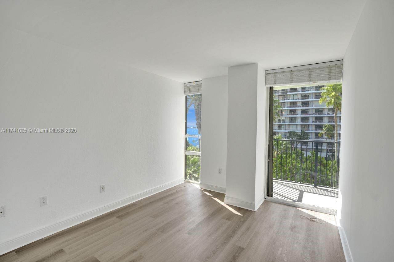 1450 Brickell Bay Dr #503, Miami, Florida image 11