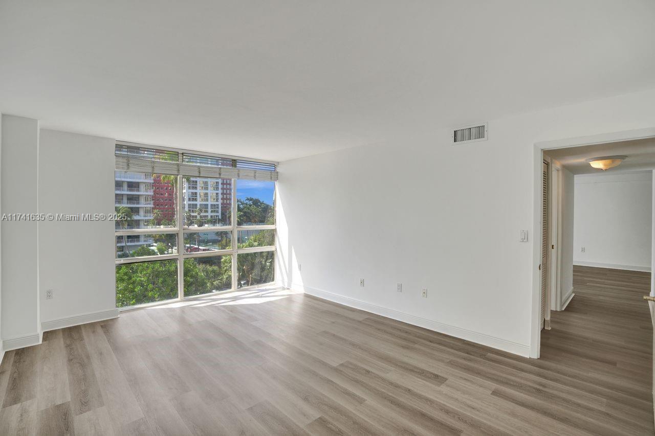 1450 Brickell Bay Dr #503, Miami, Florida image 16