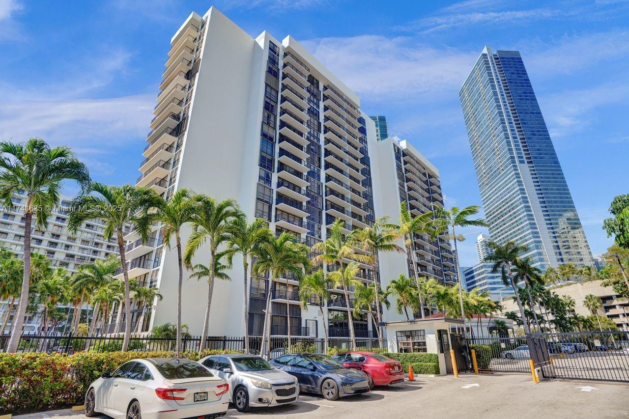 1450 Brickell Bay Dr #503, Miami, Florida image 41