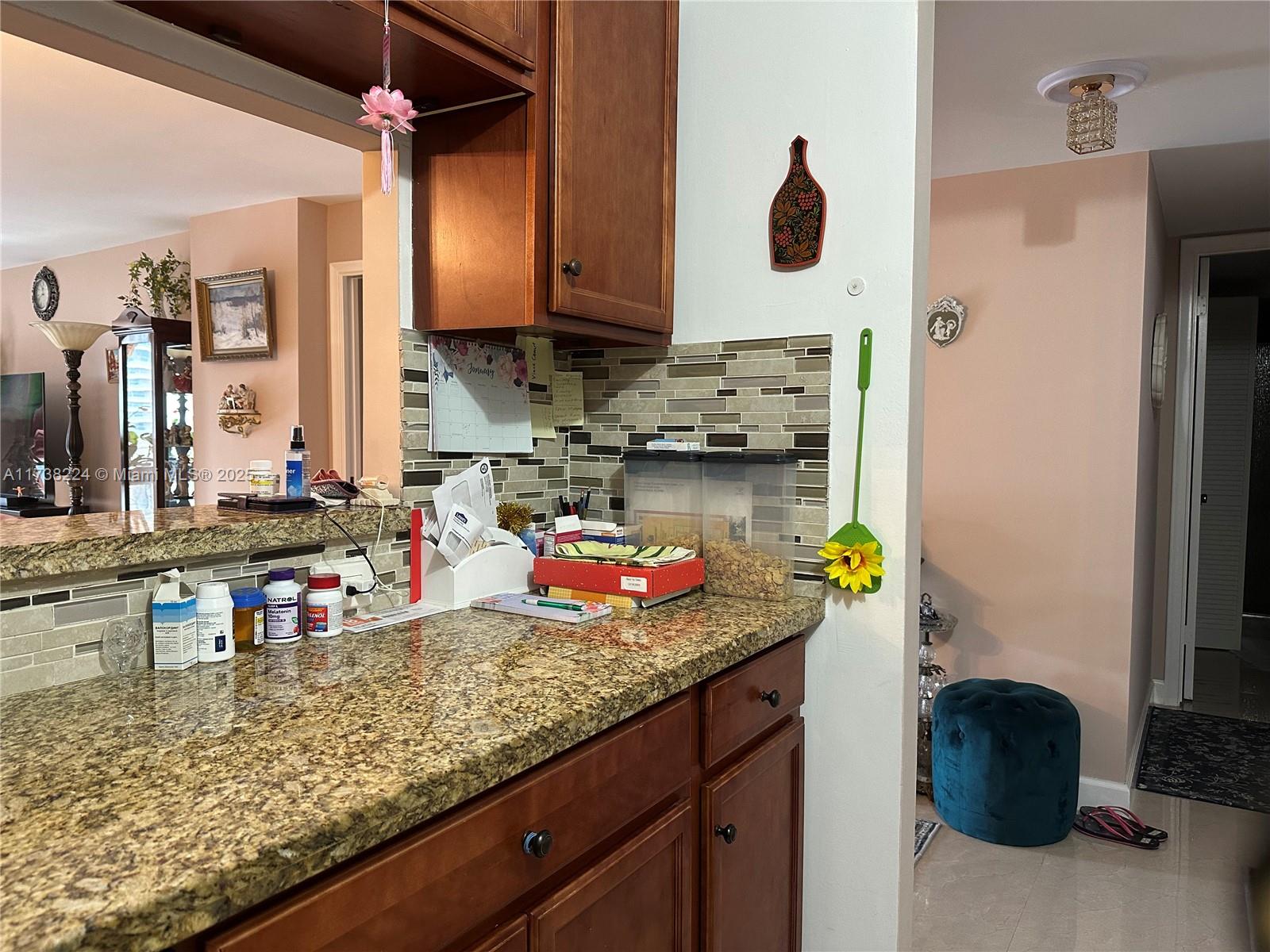 Listing Photo 9