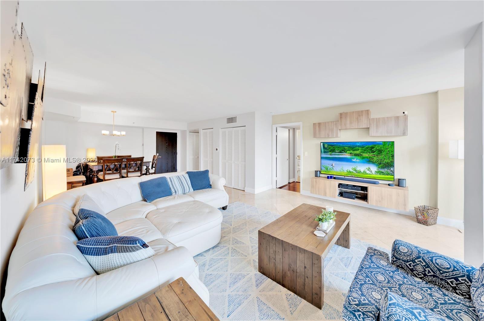 90 Alton Rd #301, Miami Beach FL 33139