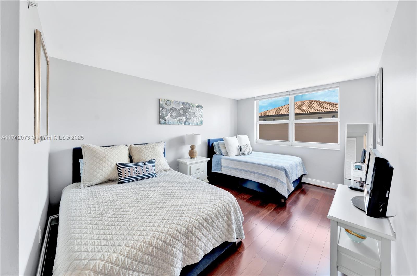 90 Alton Rd #301, Miami Beach FL 33139