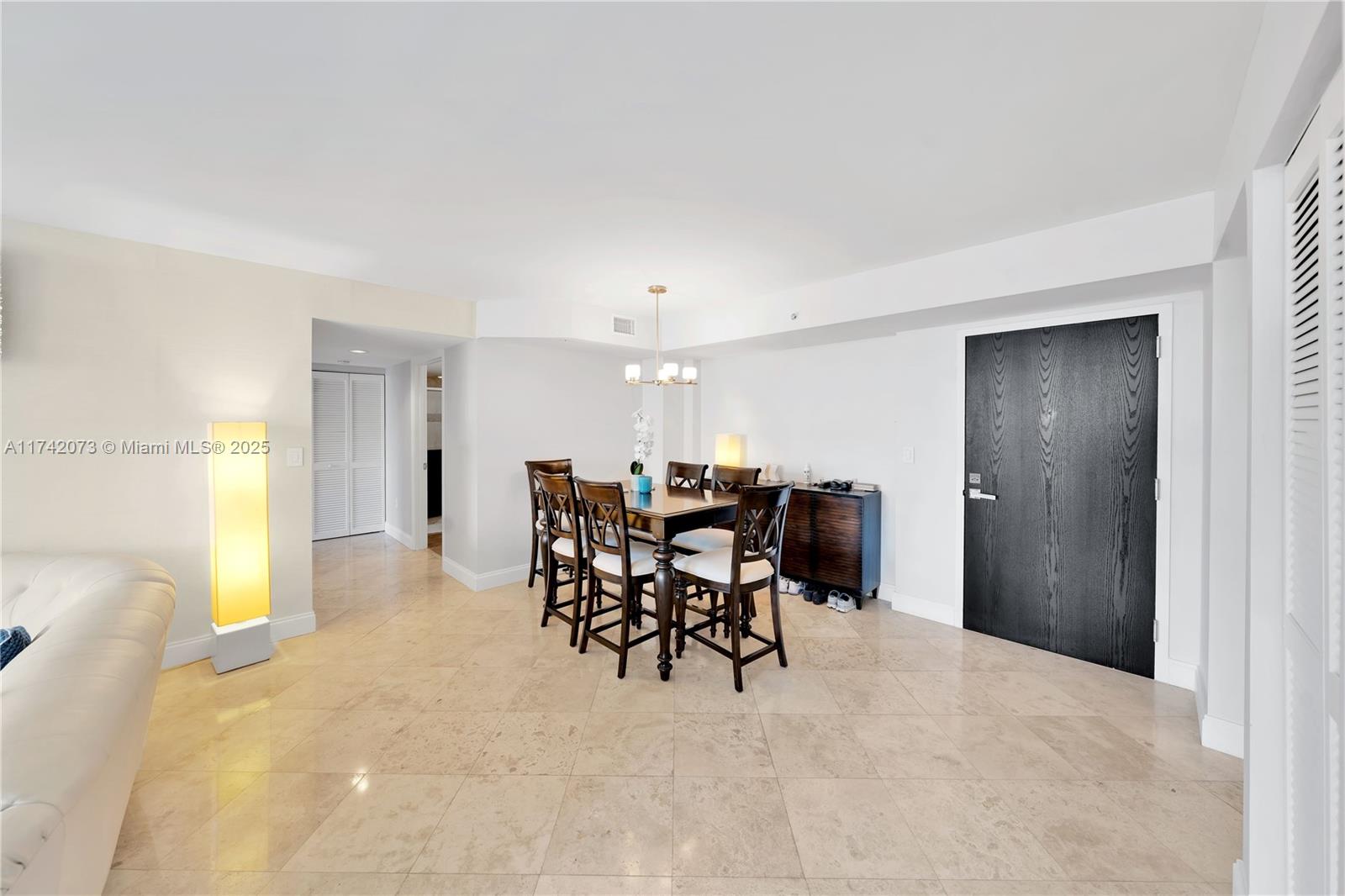 90 Alton Rd #301, Miami Beach FL 33139