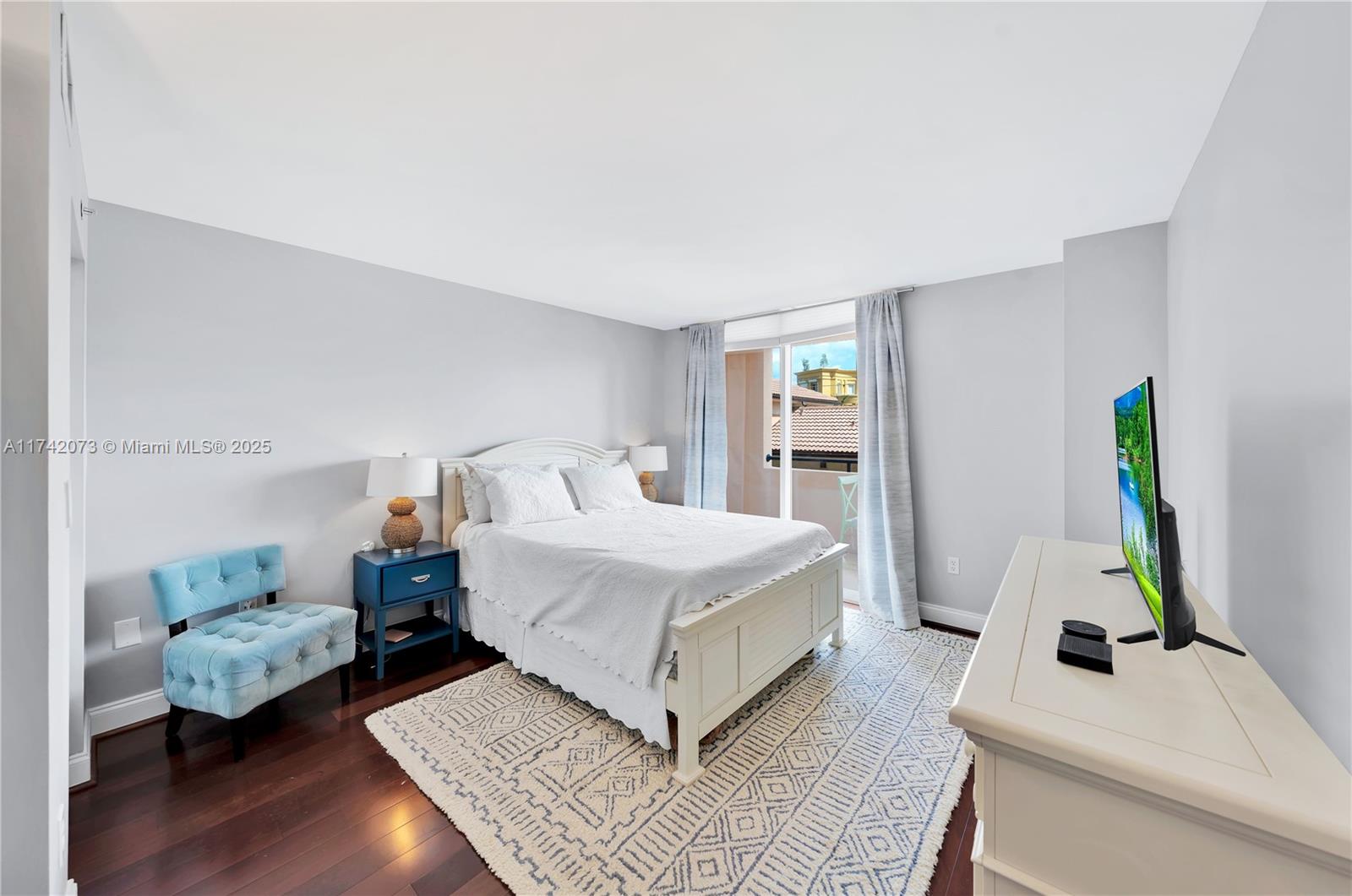 90 Alton Rd #301, Miami Beach FL 33139