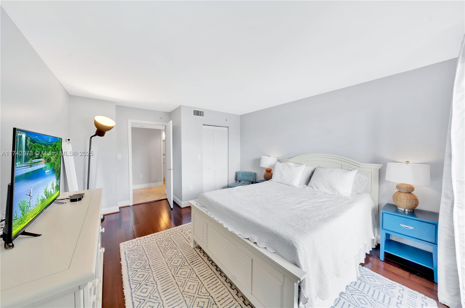 90 Alton Rd #301, Miami Beach FL 33139