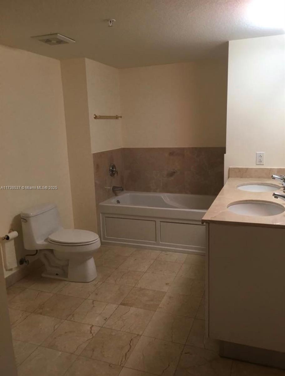 1800 N Bayshore Dr #3311, Miami FL 33132