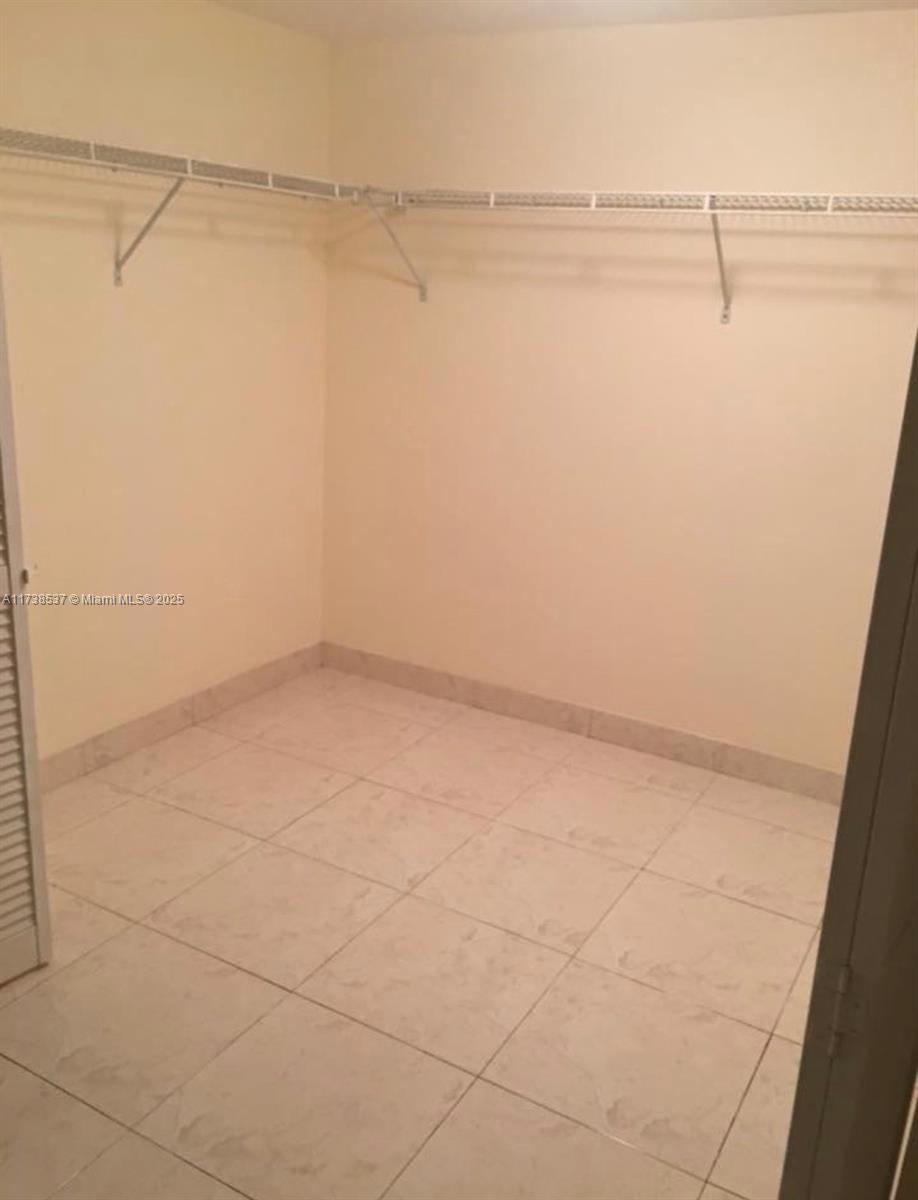 1800 N Bayshore Dr #3311, Miami FL 33132