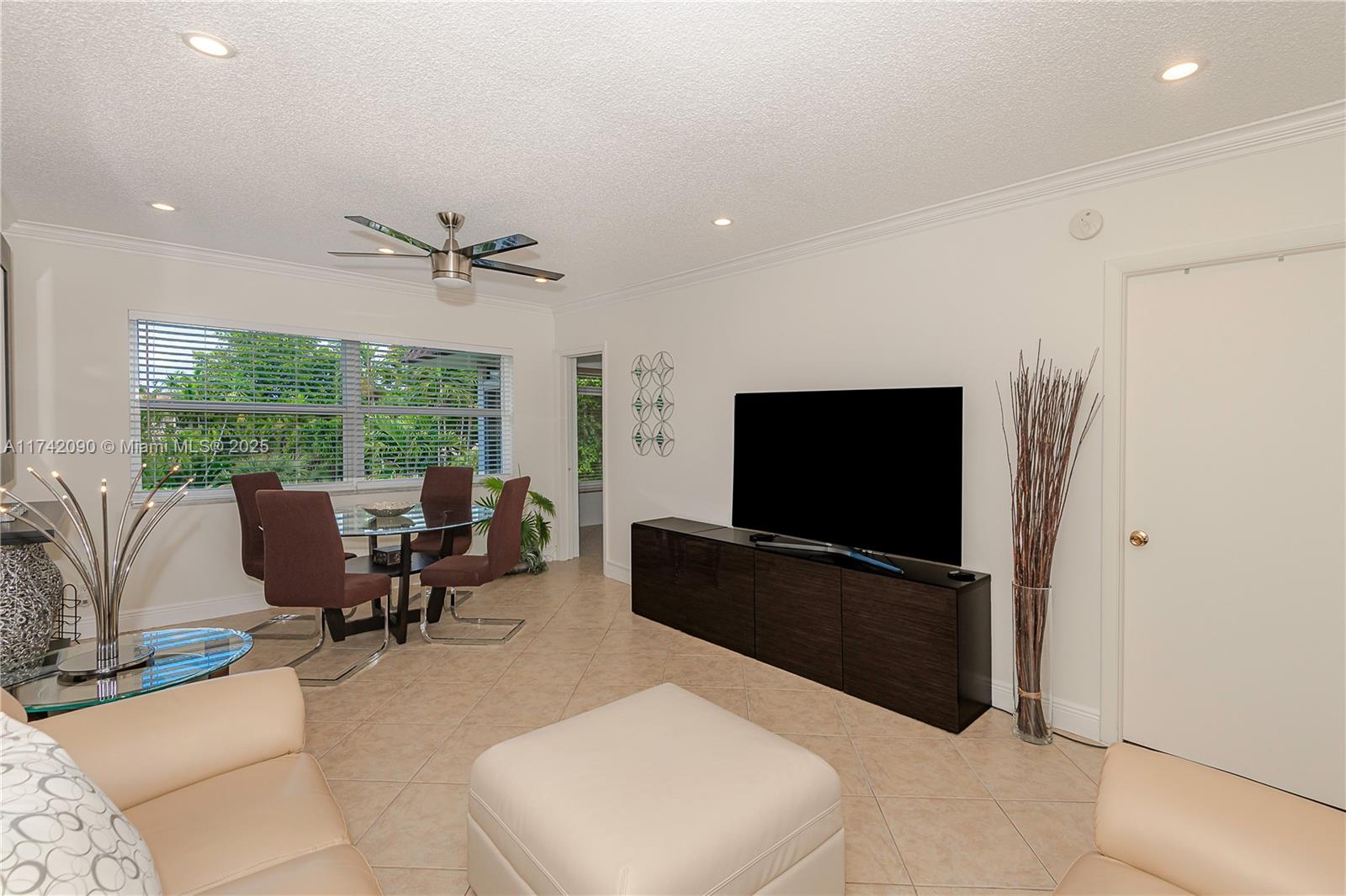 5141 W Oakland Park Blvd #307, Lauderdale Lakes, Florida image 12