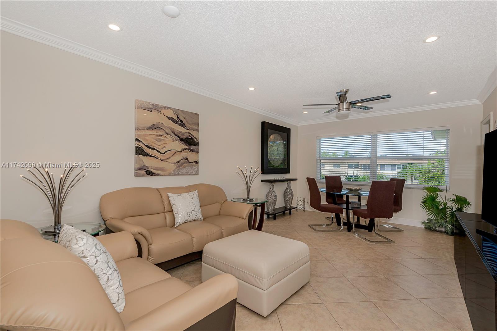 5141 W Oakland Park Blvd #307, Lauderdale Lakes, Florida image 15