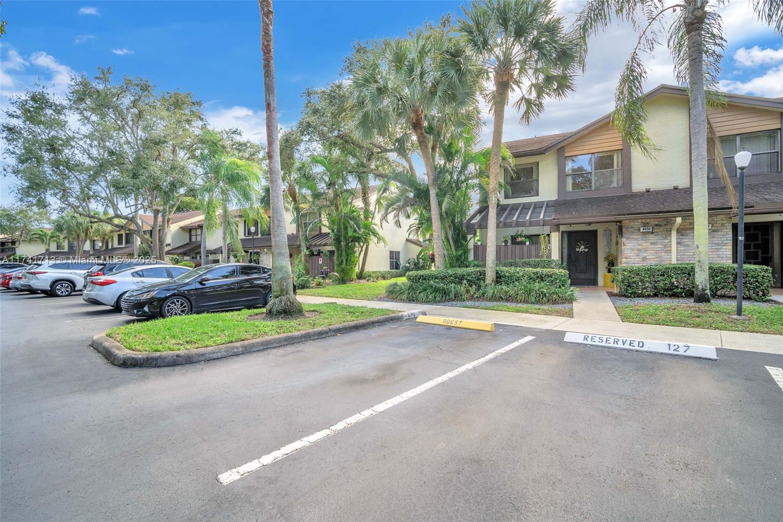 4552 Carambola Cir S #27247, Coconut Creek, Florida image 32