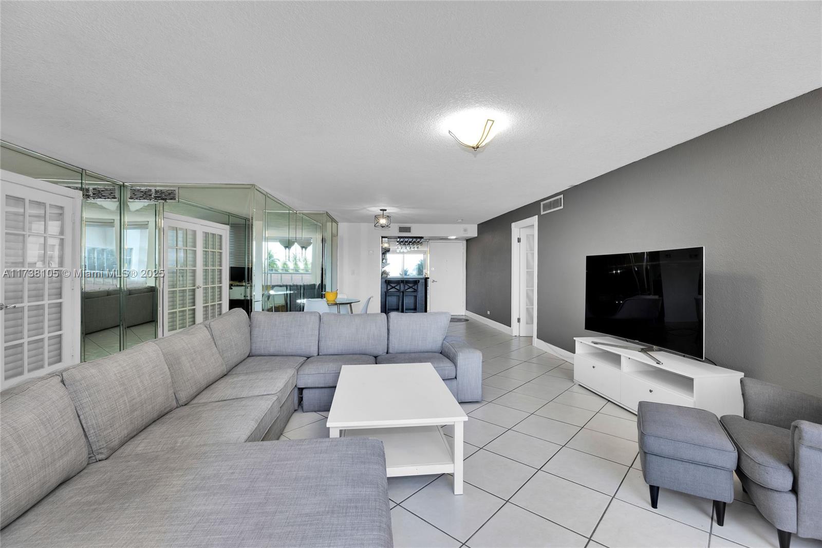 6039 Collins Ave #311, Miami Beach, Florida image 8